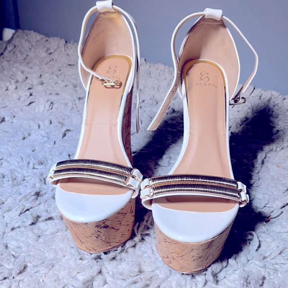 White cork screw heels. Brand-Scene. Model-Akacha. - Picture 2 of 3